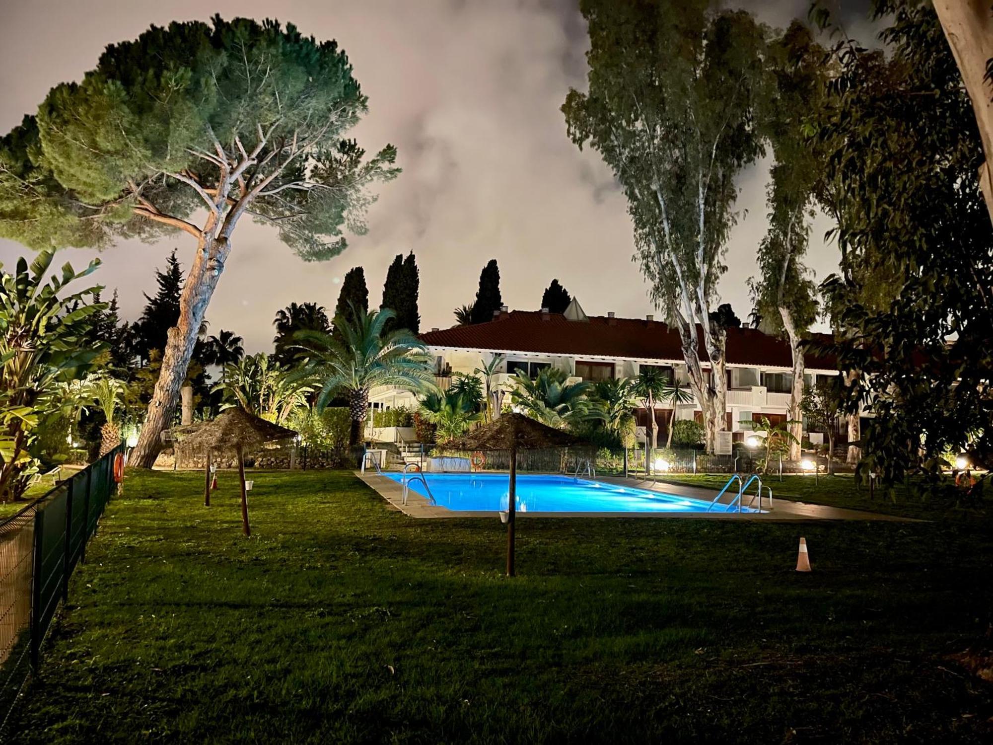 Puerto Banus Crystal Suite マルベーリャ エクステリア 写真